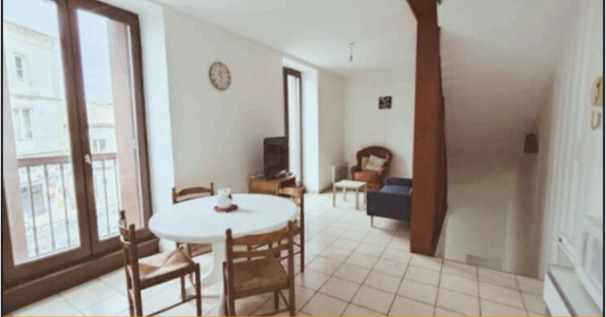 ppartement t2 en duplex. séjoiur ppartement t2 en duplex. séjoiur